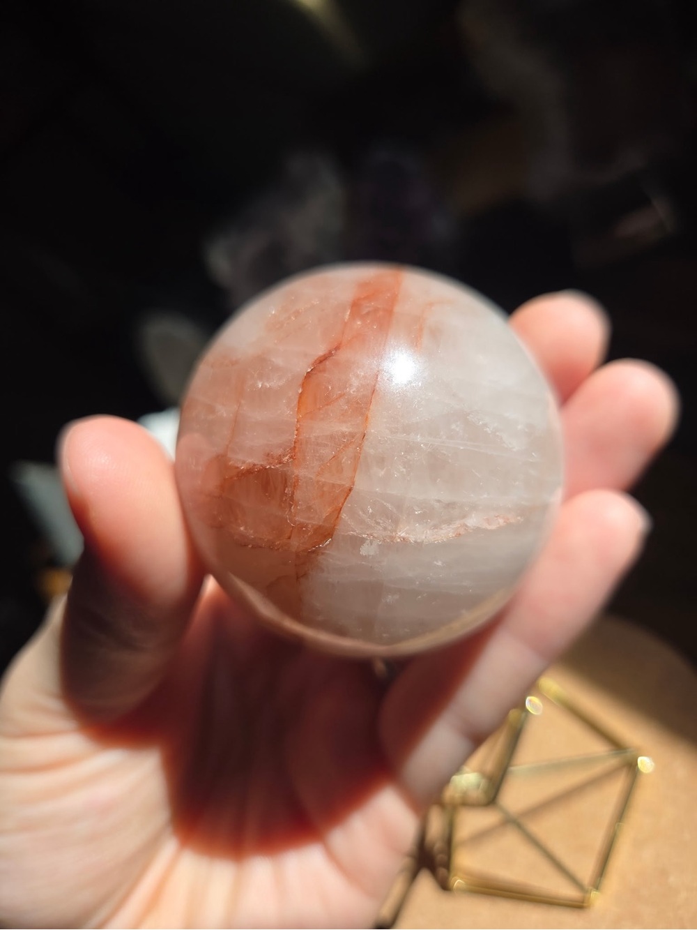 Fire quartz sphere - Picture 6 of 15
